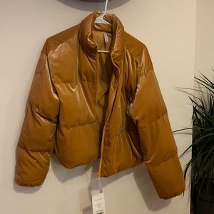 Fabletics wander velour cropped puffer jacket gold